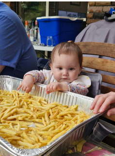 Chip N Dip chips tray